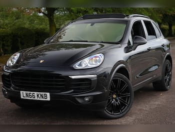 Used Porsche Cayenne 2016 for sale - 79750838: Photo