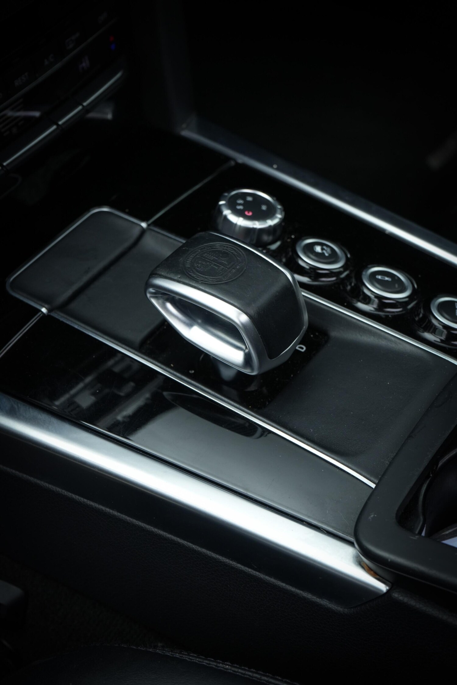 Used Mercedes-Benz E Class for sale - 77684323: Photo 42