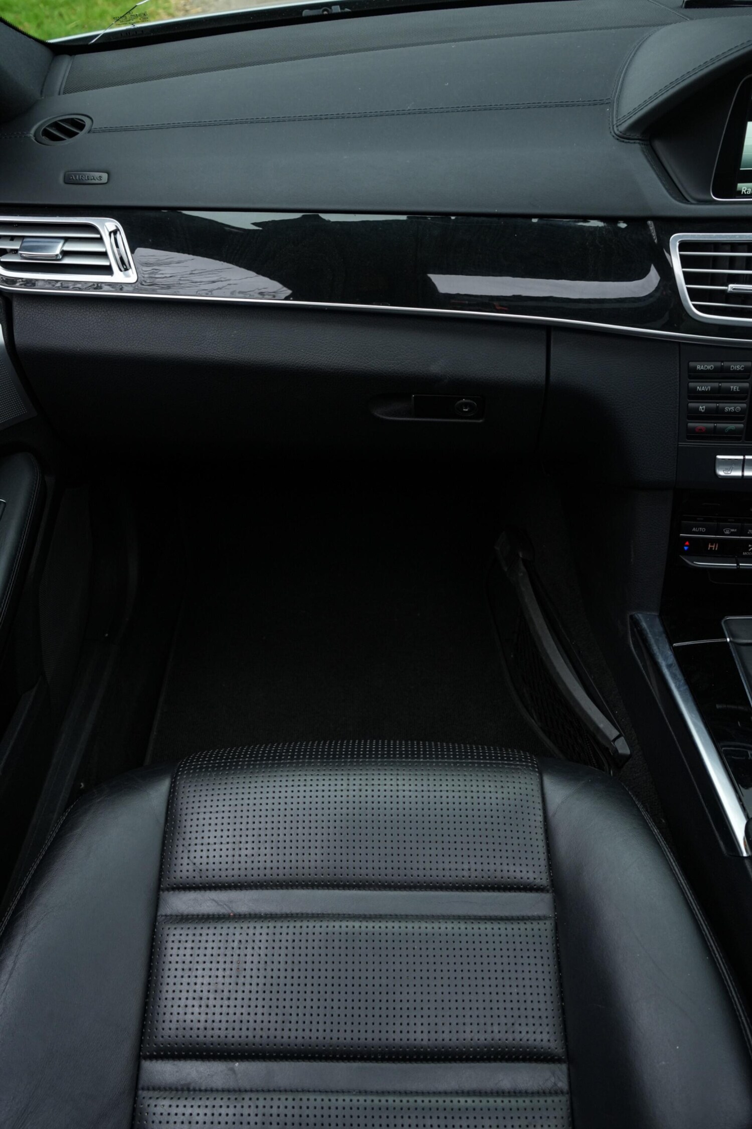 Used Mercedes-Benz E Class for sale - 77684323: Photo 54