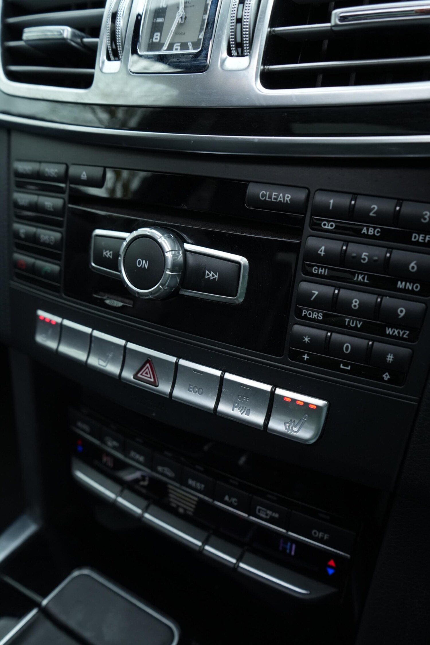 Used Mercedes-Benz E Class for sale - 77684323: Photo 70