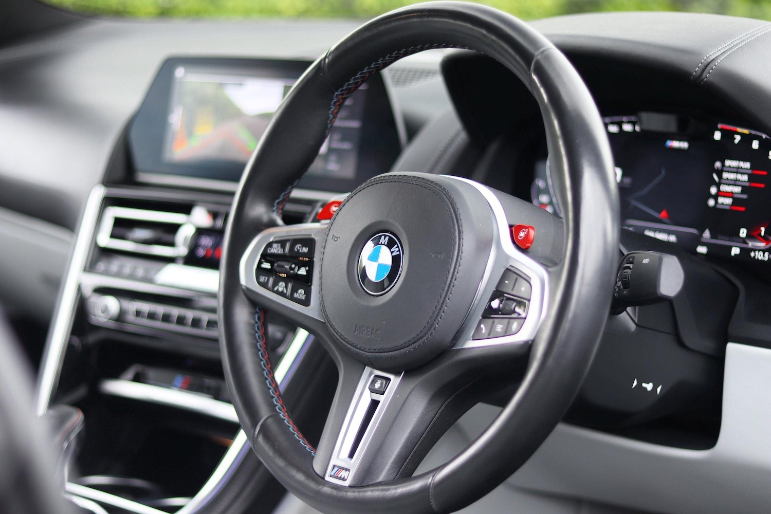 Used BMW M8 2020 for sale - 76592868: Photo 2