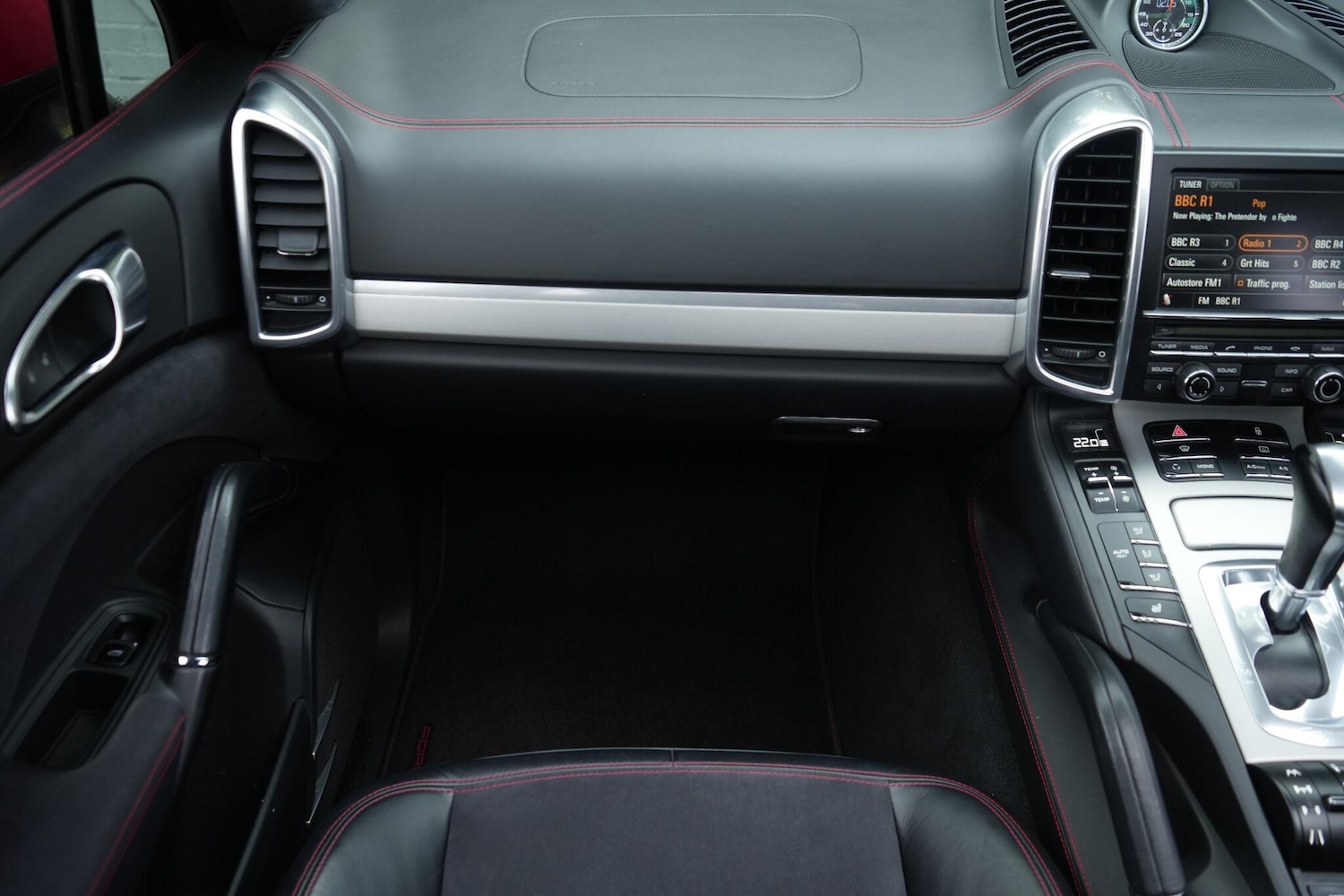 Used Porsche Cayenne 2012 for sale - 76990079: Photo 31