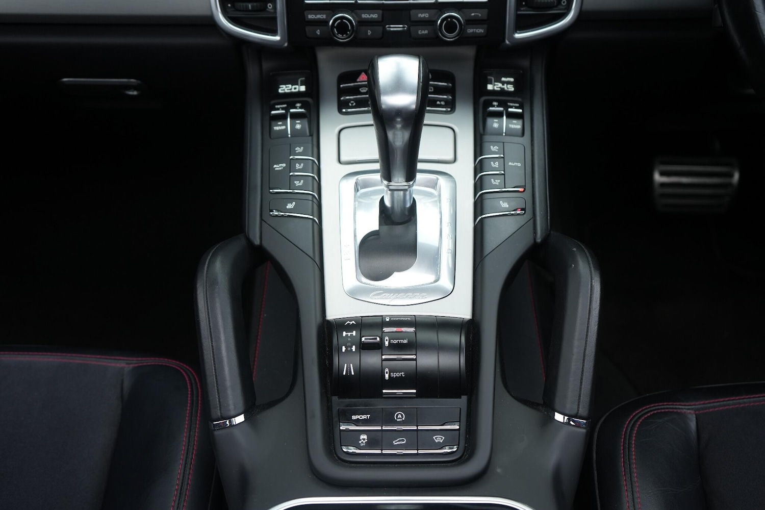 Used Porsche Cayenne 2012 for sale - 76990079: Photo 34