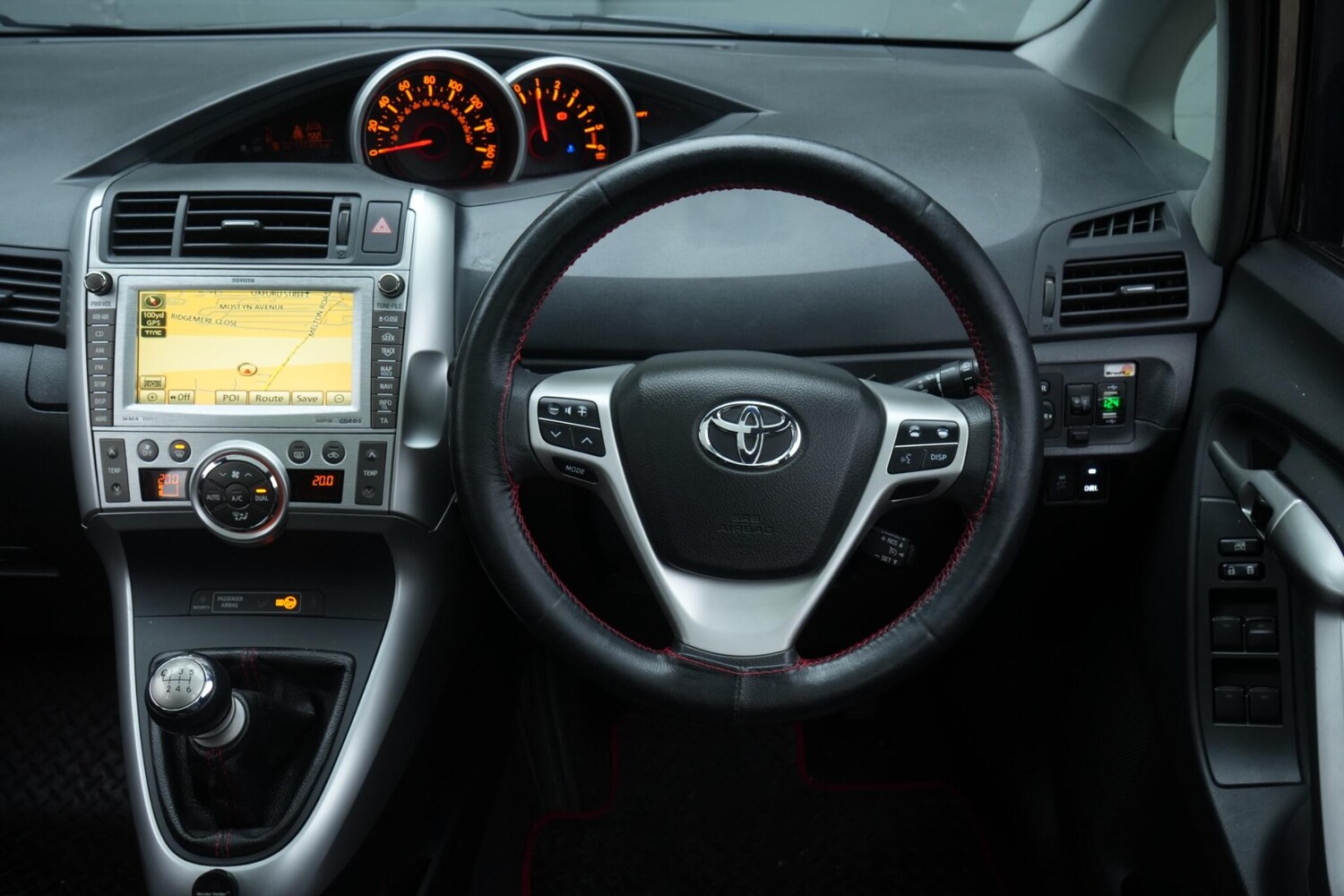 Used Toyota Verso 2010 for sale - 76361540: Photo 23