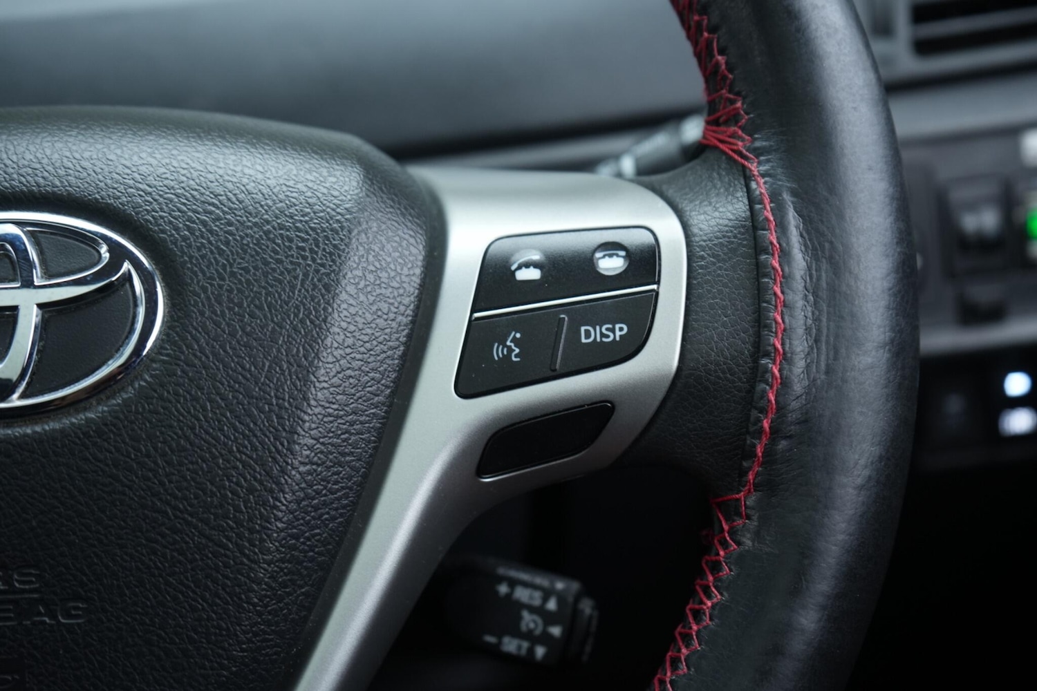 Used Toyota Verso 2010 for sale - 76361540: Photo 32