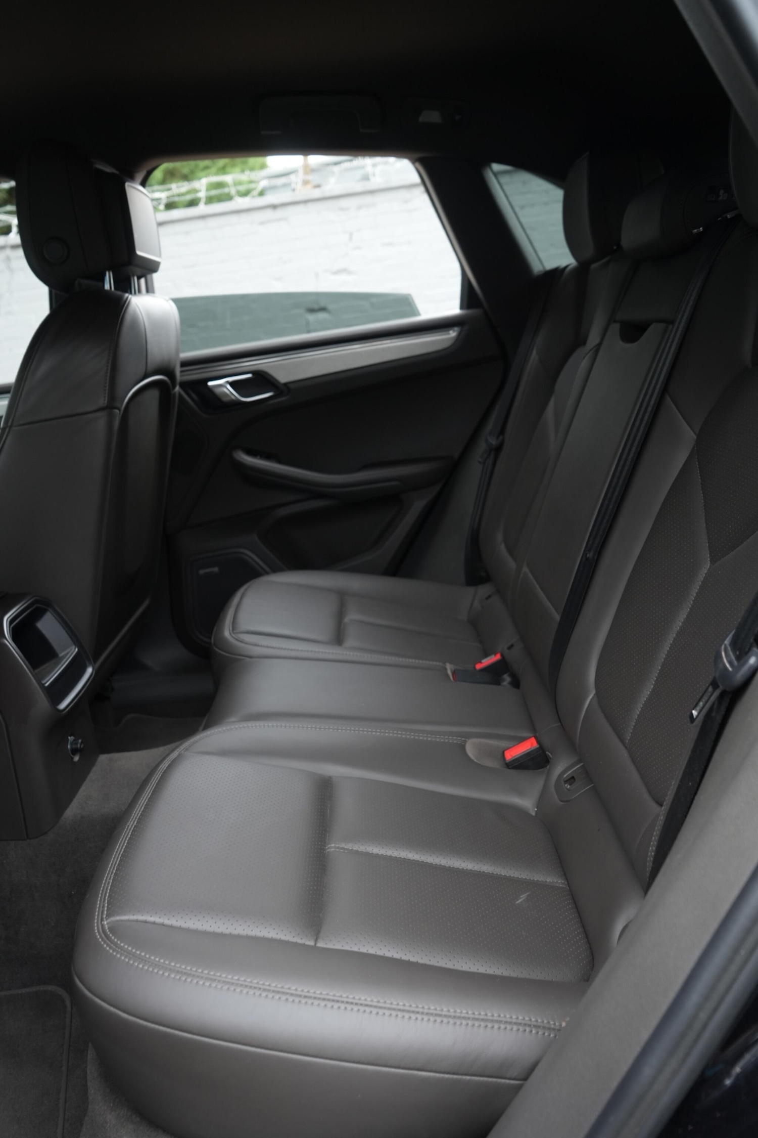 Used Porsche Macan 2016 for sale - 76360481: Photo 44