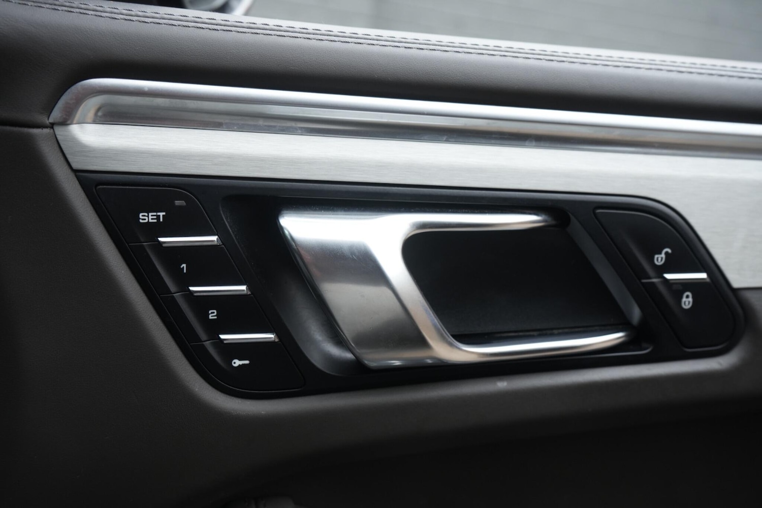 Used Porsche Macan 2016 for sale - 76360481: Photo 7