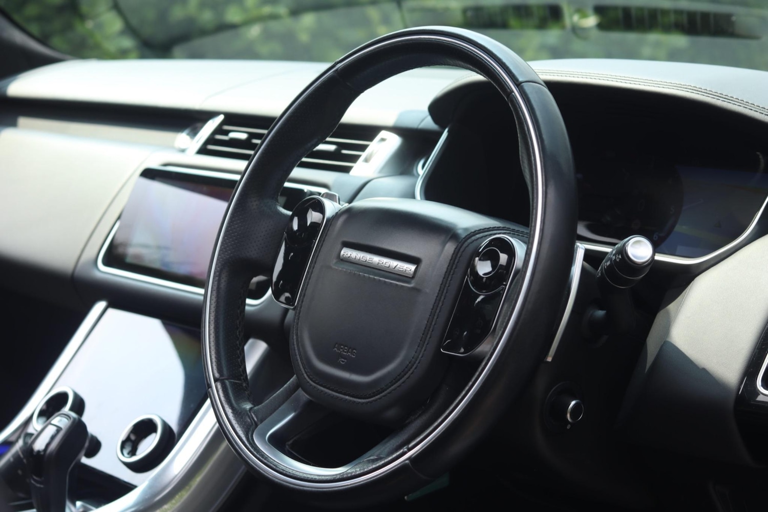 Used Land Rover Range Rover Sport 2019 for sale - 76926433: Photo 2