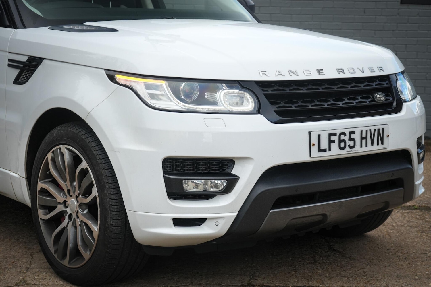 Used Land Rover Range Rover Sport 2015 for sale - 76377998: Photo 17