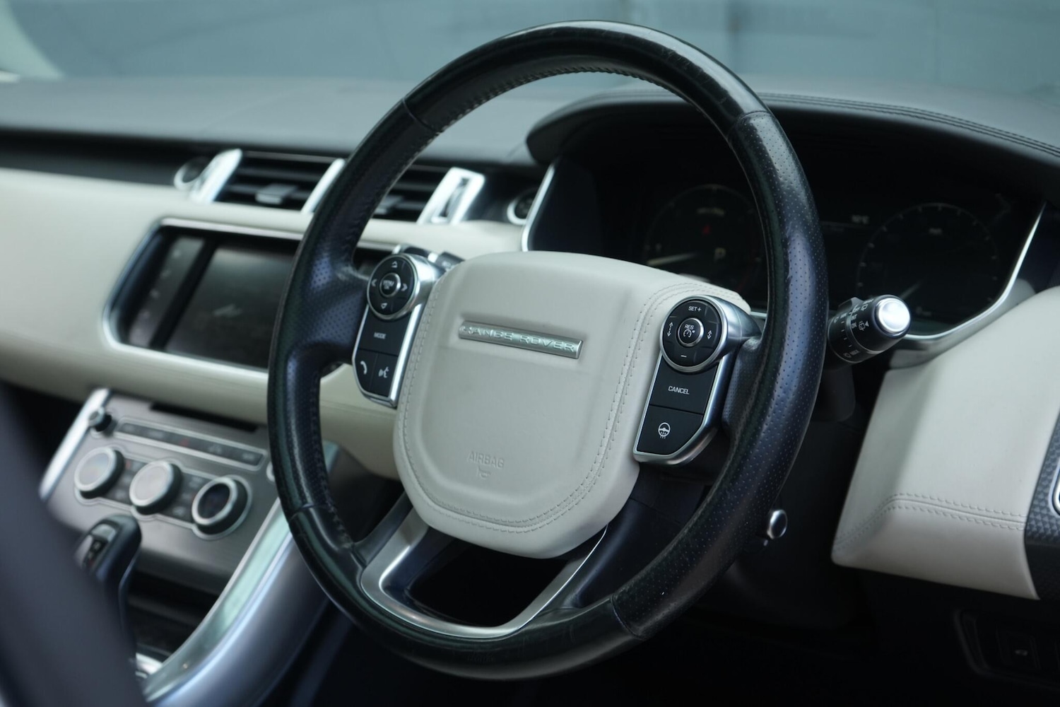 Used Land Rover Range Rover Sport 2015 for sale - 76377998: Photo 26