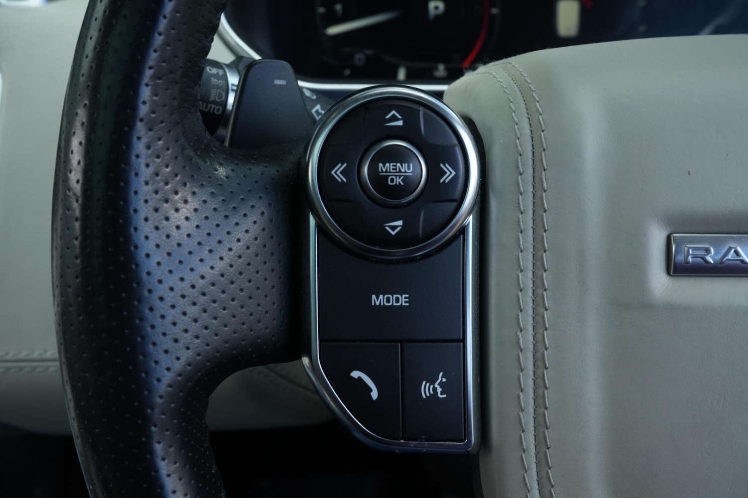 Used Land Rover Range Rover Sport 2015 for sale - 76377998: Photo 38