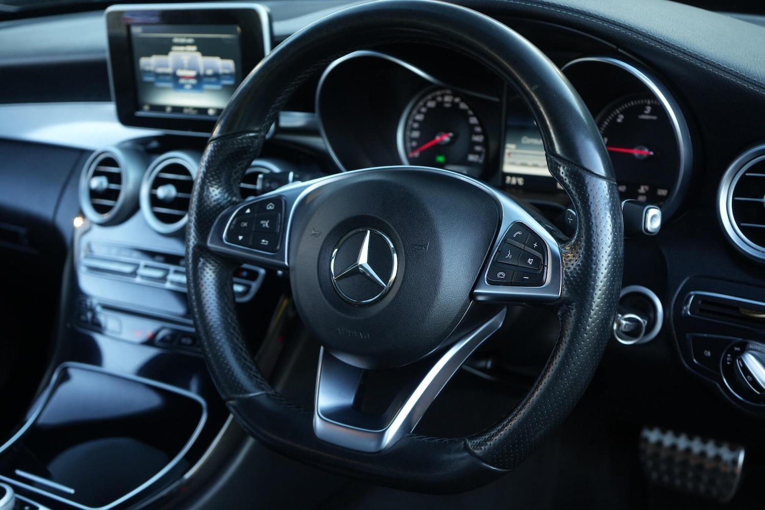 Used Mercedes-Benz C Class for sale - 76759541: Photo 3