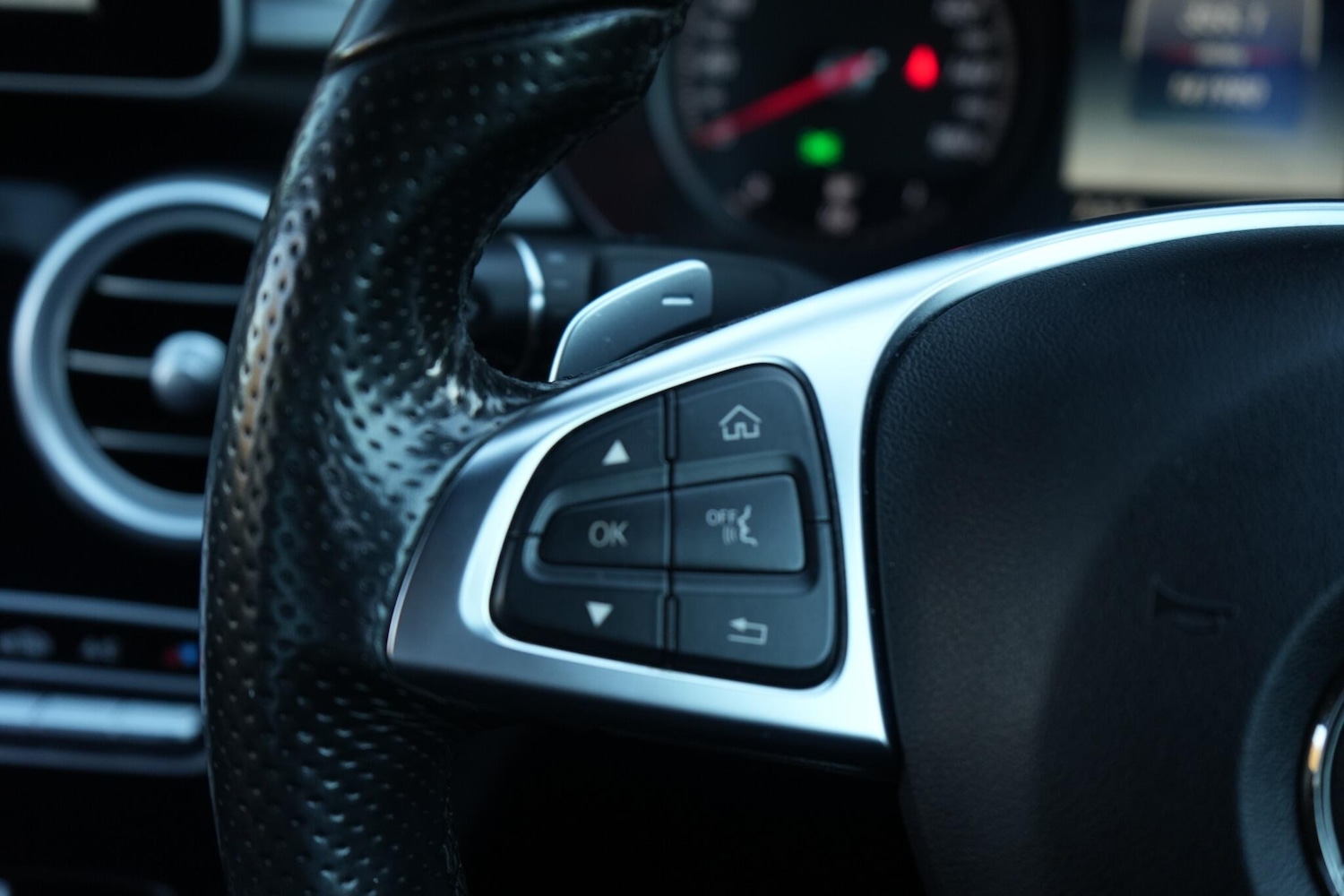 Used Mercedes-Benz C Class for sale - 76759541: Photo 41