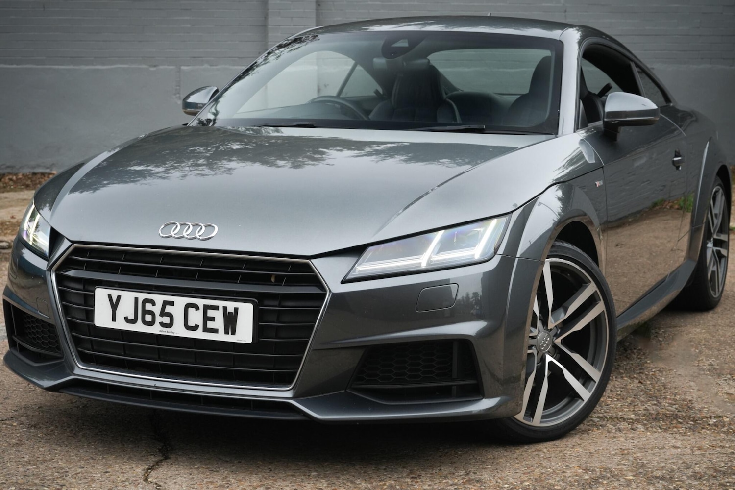 Used Audi TT 2015 for sale - 76360854: Photo 1