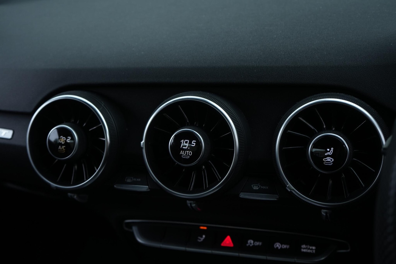 Used Audi TT 2015 for sale - 76360854: Photo 35