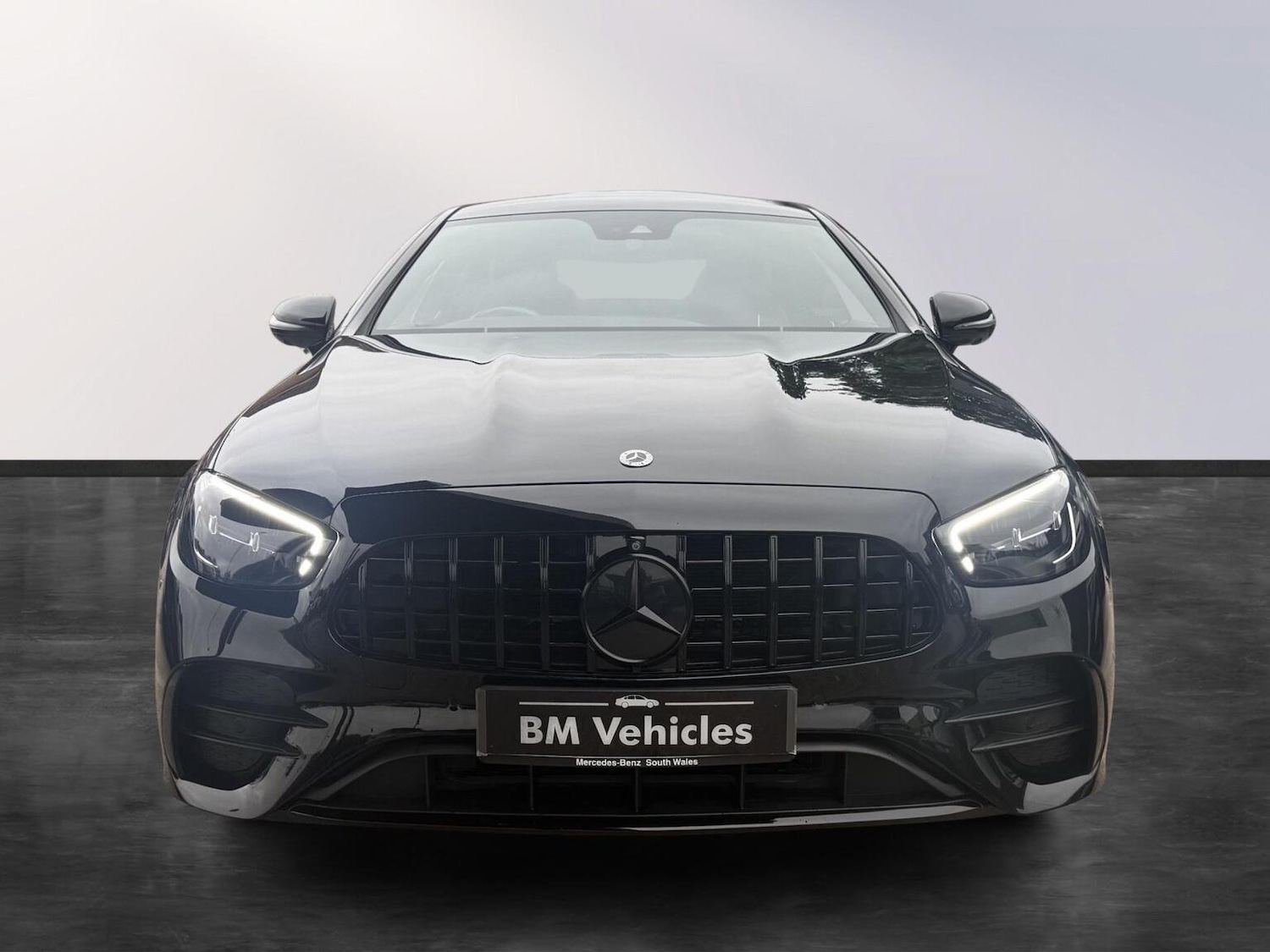 Used Mercedes-Benz E Class 2022 for sale - 76712542: Photo 2