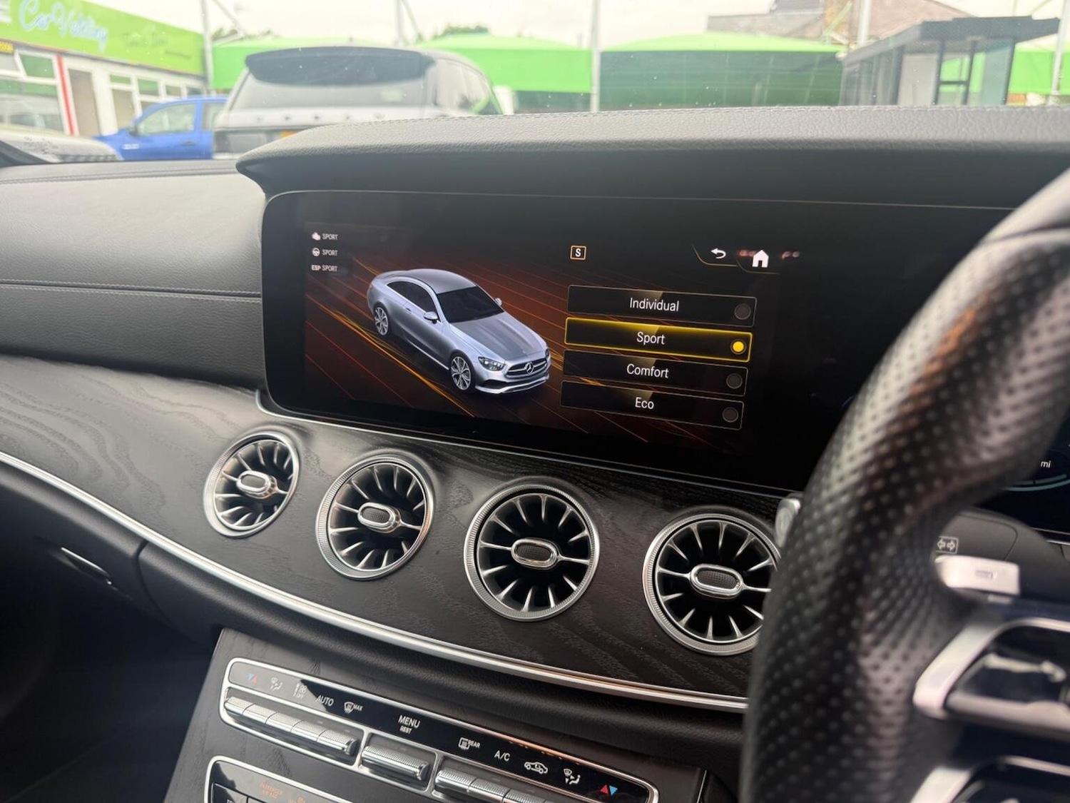 Used Mercedes-Benz E Class 2022 for sale - 76712542: Photo 25