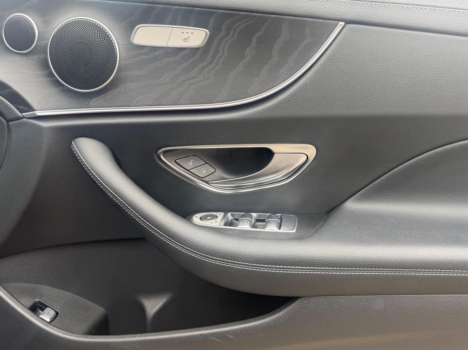 Used Mercedes-Benz E Class 2022 for sale - 76712542: Photo 31