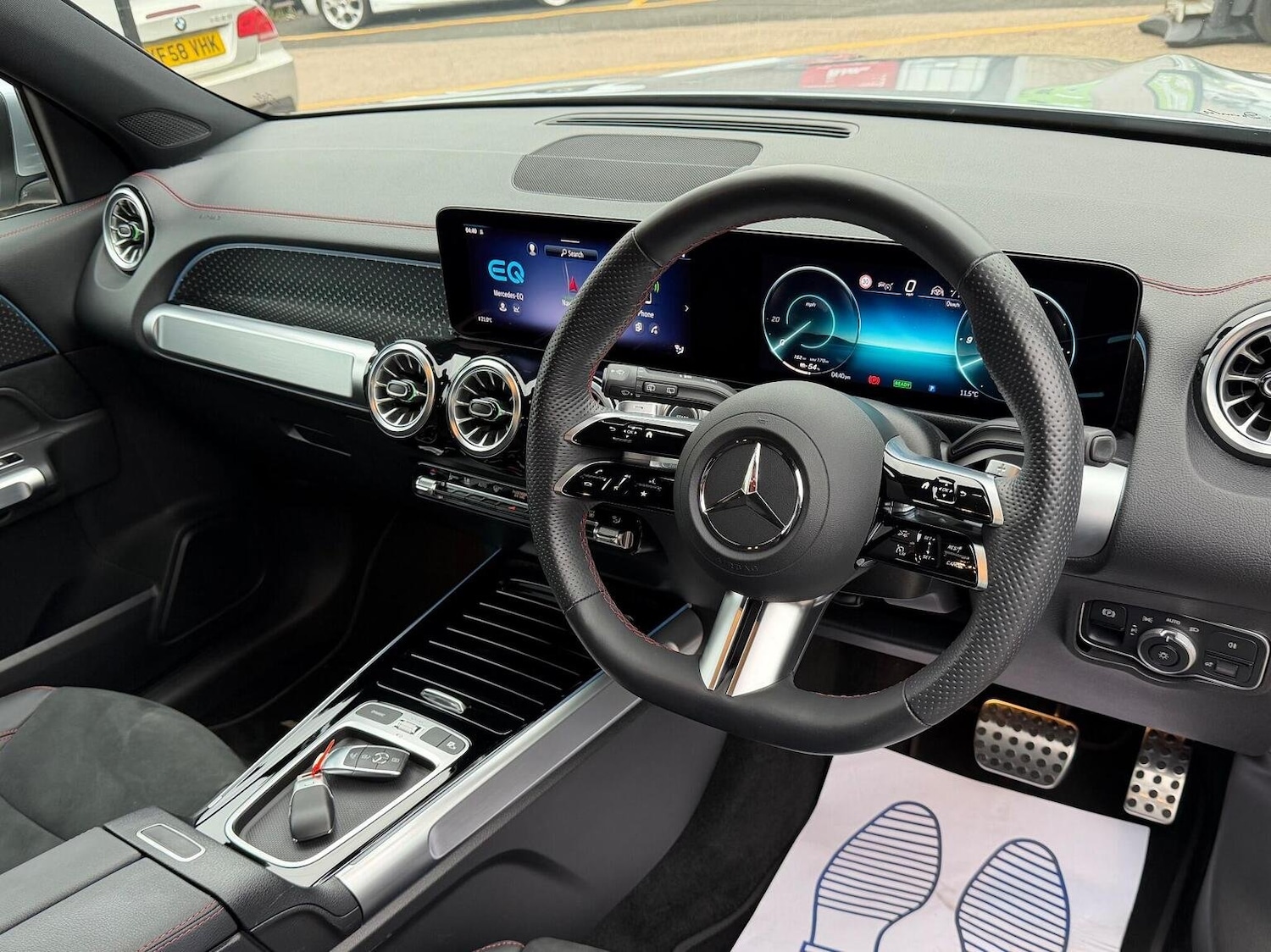 Used Mercedes-Benz EQB 2024 for sale - 76670837: Photo 11