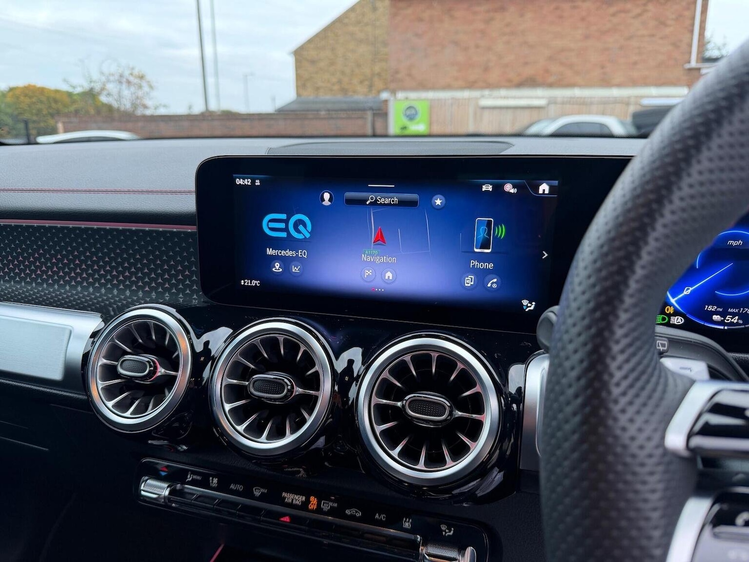 Used Mercedes-Benz EQB 2024 for sale - 76670837: Photo 21