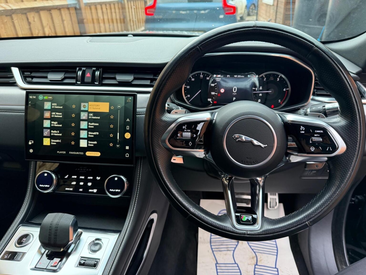 Used Jaguar F-Pace 2022 for sale - 77707299: Photo 13