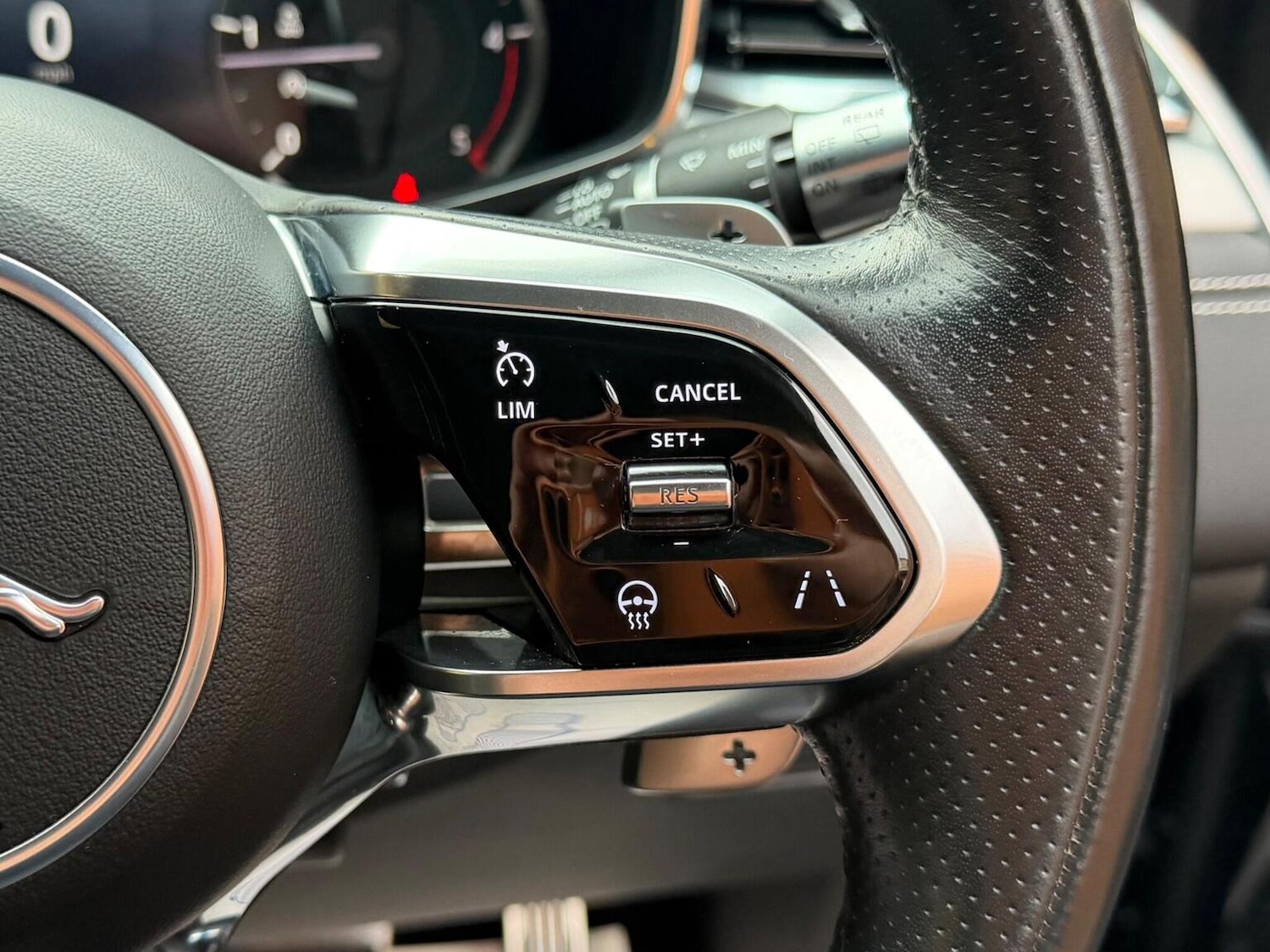 Used Jaguar F-Pace 2022 for sale - 77707299: Photo 18