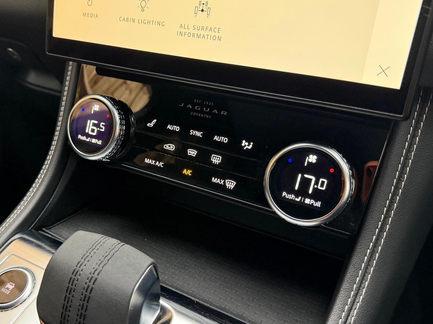 Used Jaguar F-Pace 2022 for sale - 77707299: Photo 28