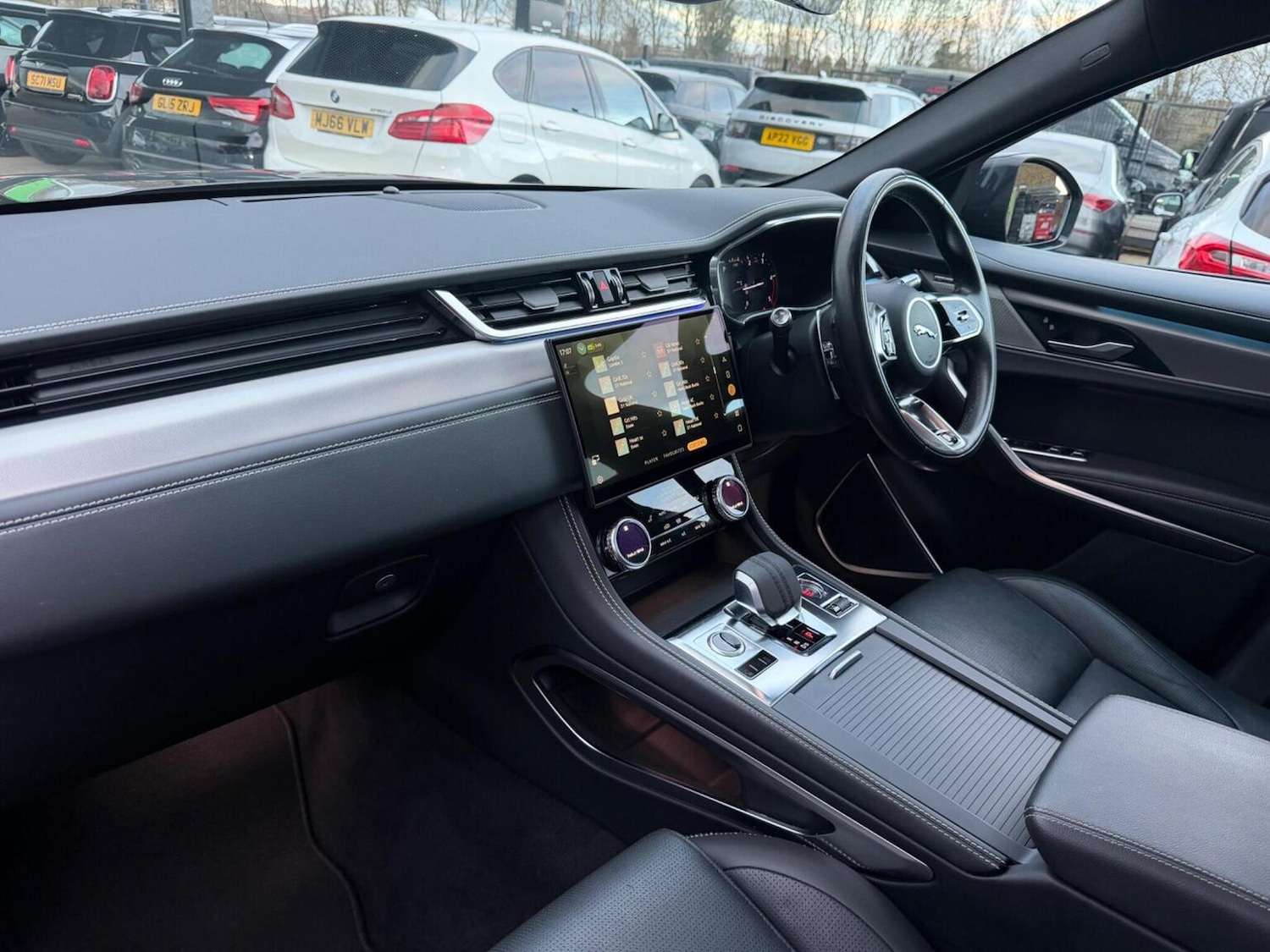 Used Jaguar F-Pace 2022 for sale - 77707299: Photo 35