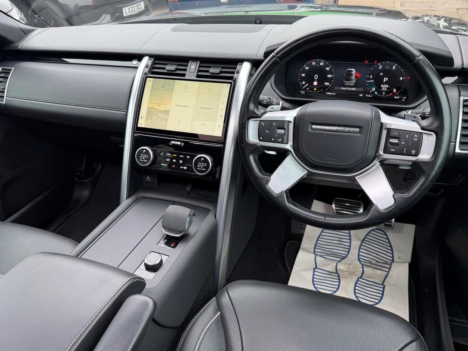 Used Land Rover Discovery 2023 for sale - 77750022: Photo 11