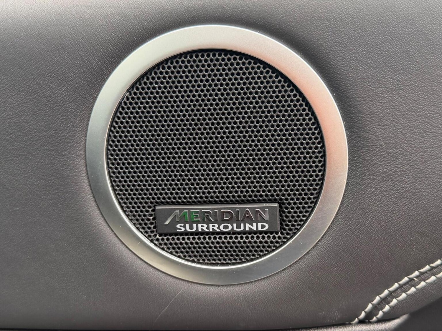 Used Land Rover Discovery 2023 for sale - 77750022: Photo 31