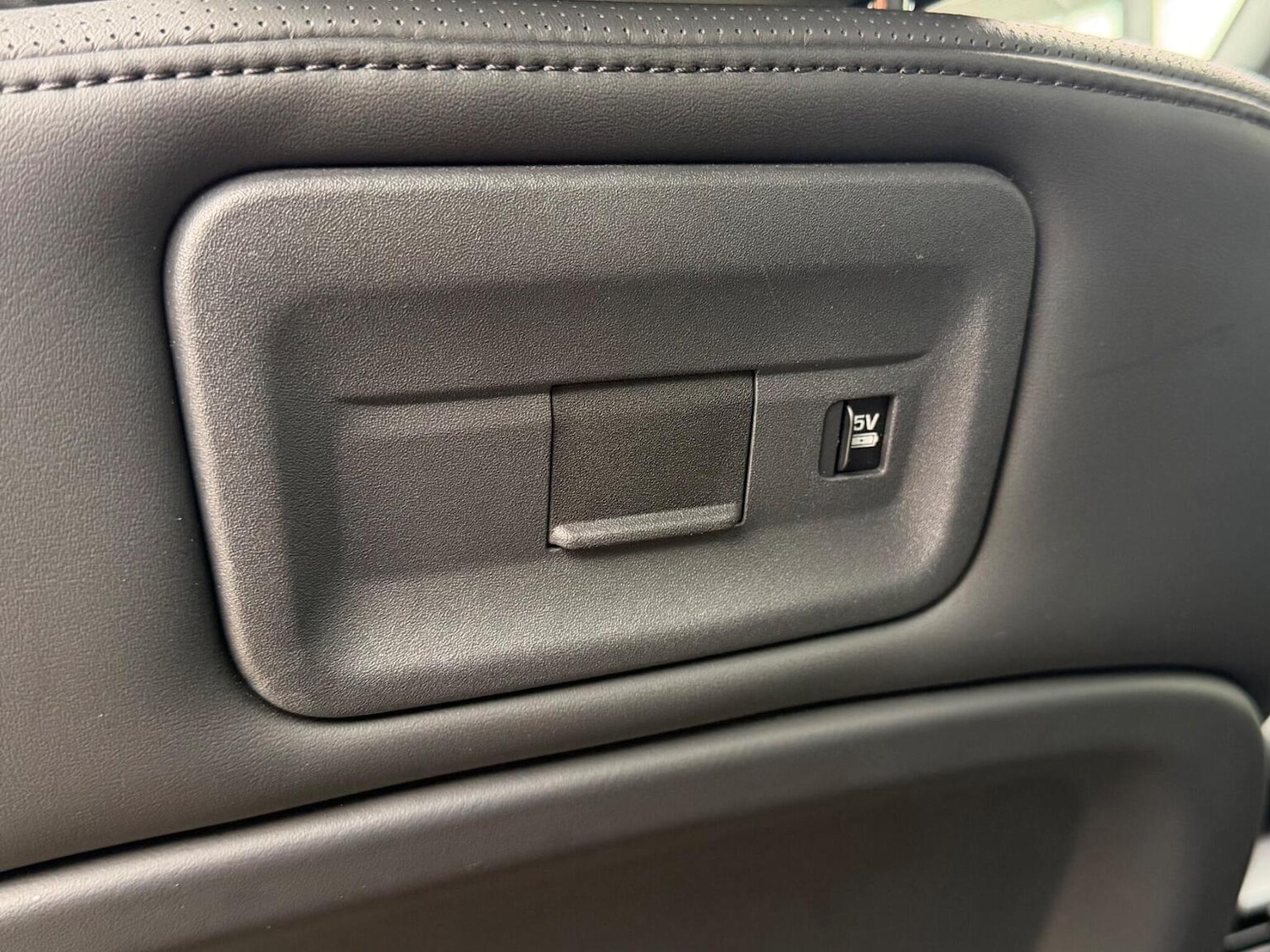 Used Land Rover Discovery 2023 for sale - 77750022: Photo 41