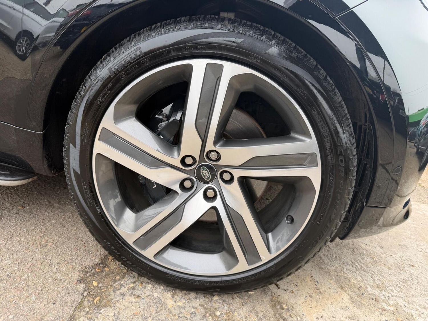 Used Land Rover Discovery 2023 for sale - 77750022: Photo 49