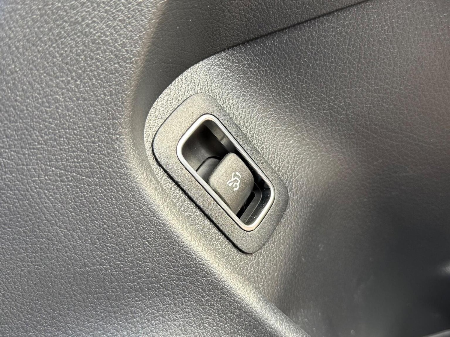 Used Mercedes-Benz CLA 2020 for sale - 77656294: Photo 32