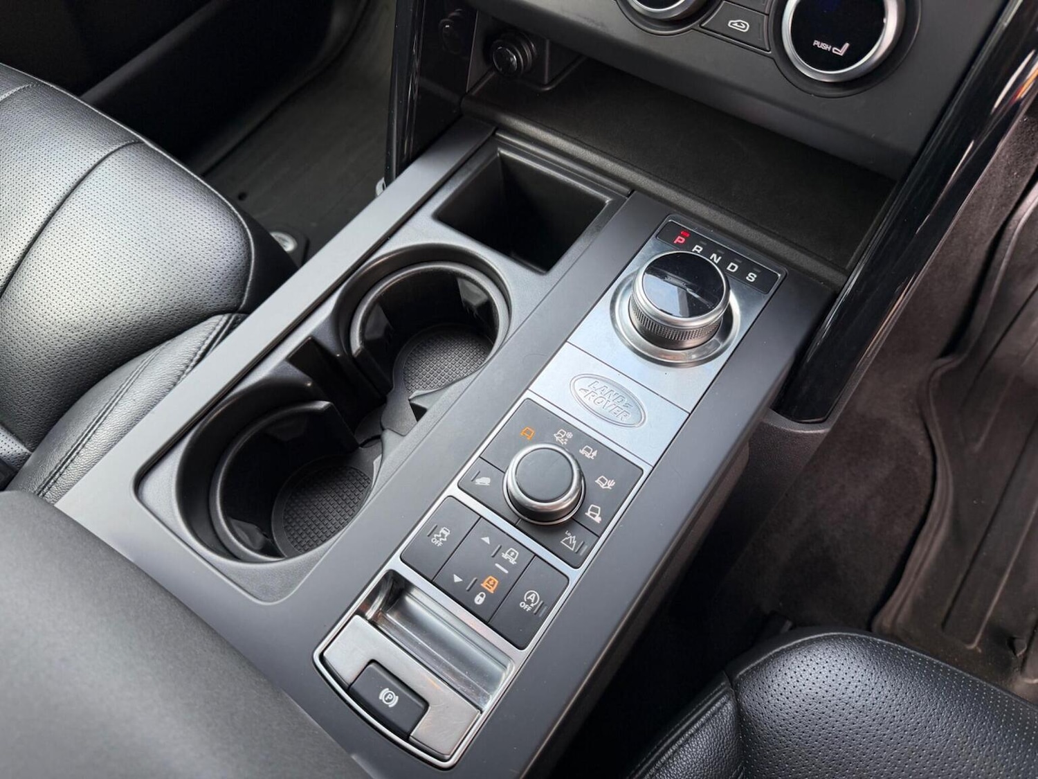 Used Land Rover Discovery 2020 for sale - 77536002: Photo 24