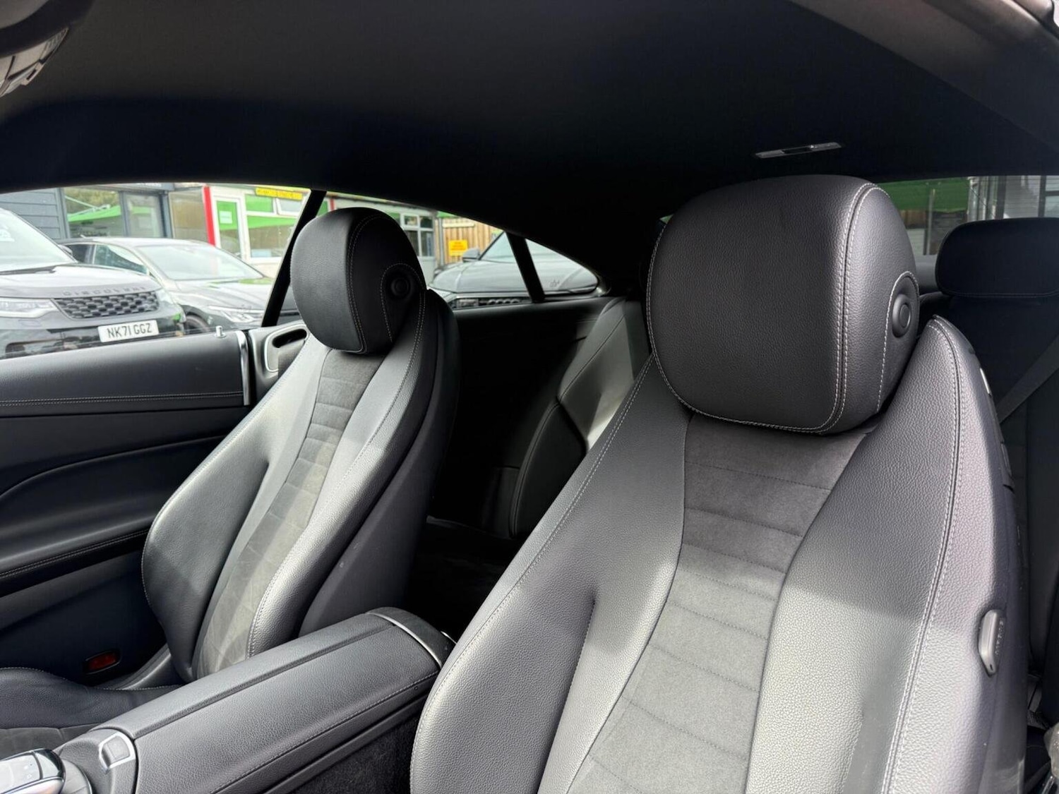 Used Mercedes-Benz E Class 2019 for sale - 76877572: Photo 36