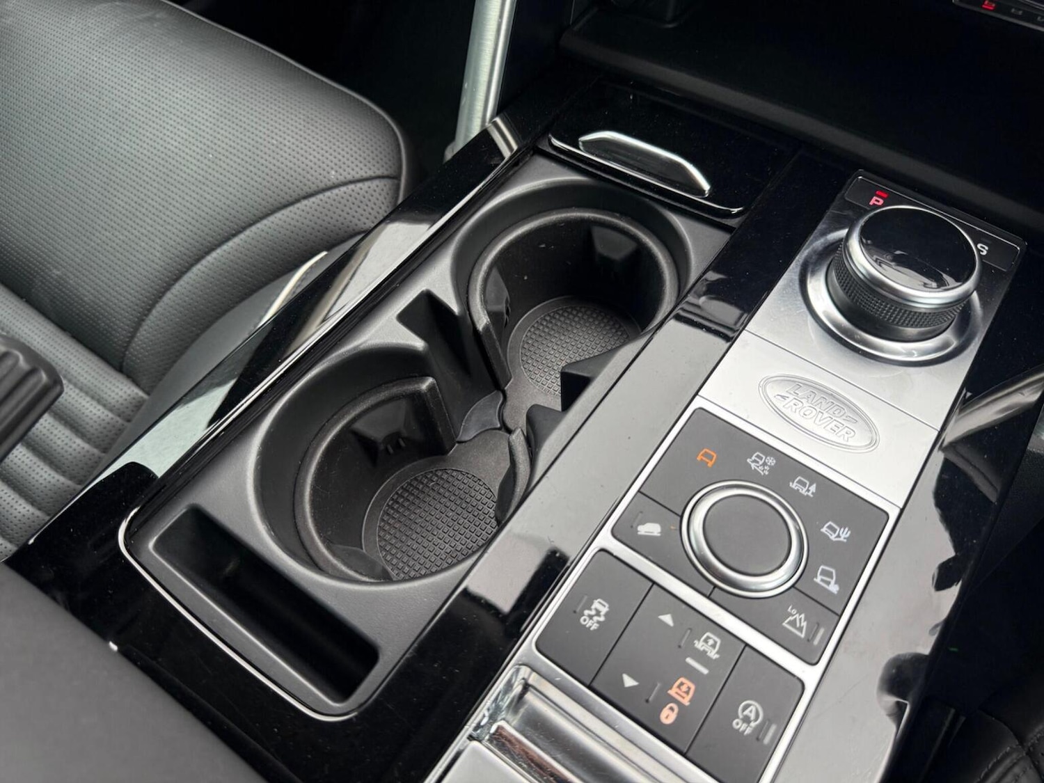 Used Land Rover Discovery 2018 for sale - 77802655: Photo 29