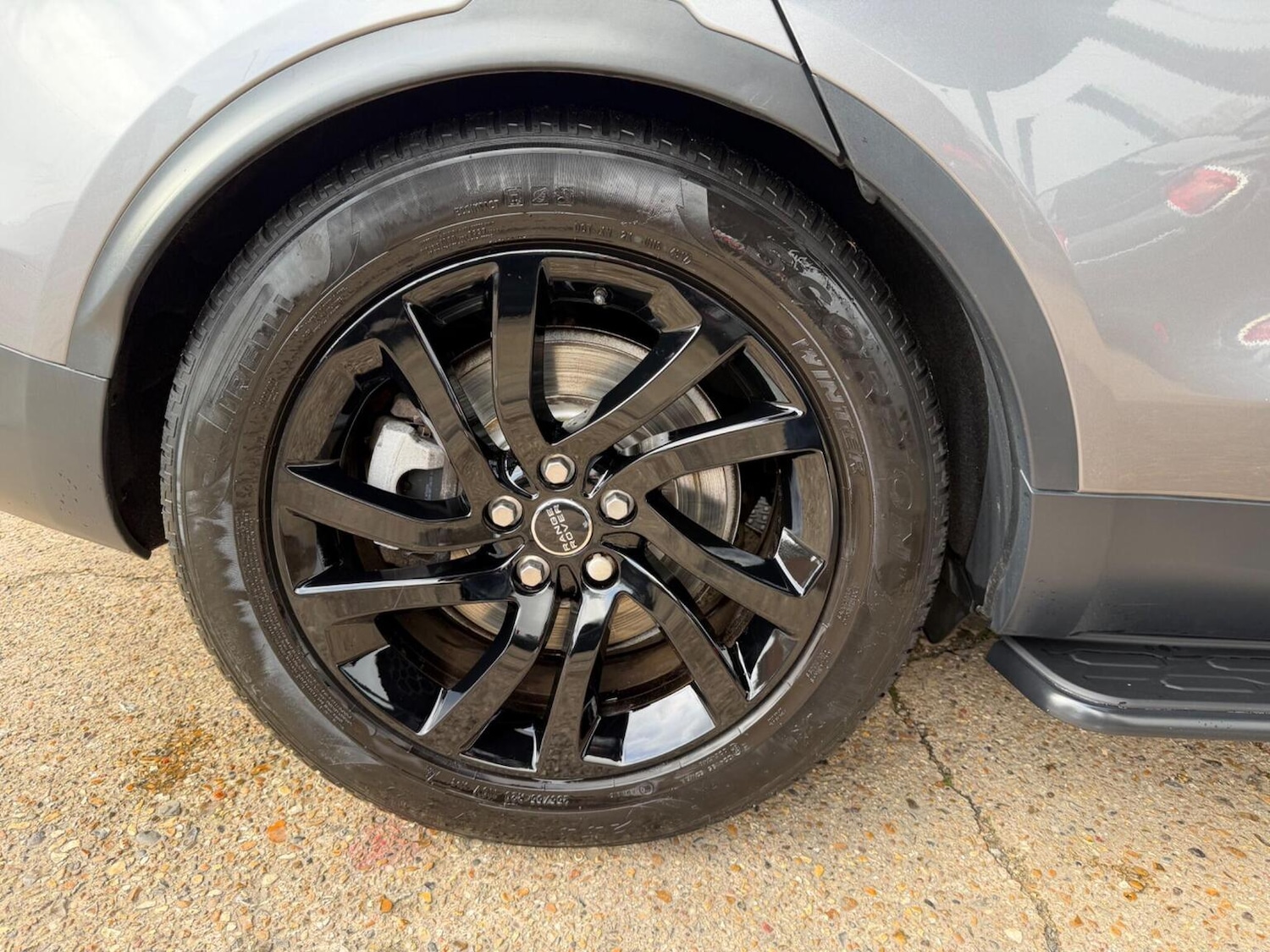 Used Land Rover Discovery 2018 for sale - 77802655: Photo 44