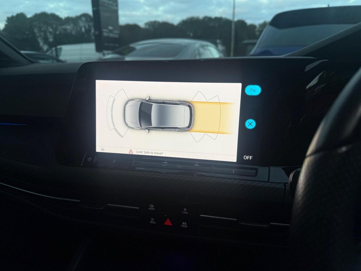 Used Volkswagen Golf 2020 for sale - 76670861: Photo 24