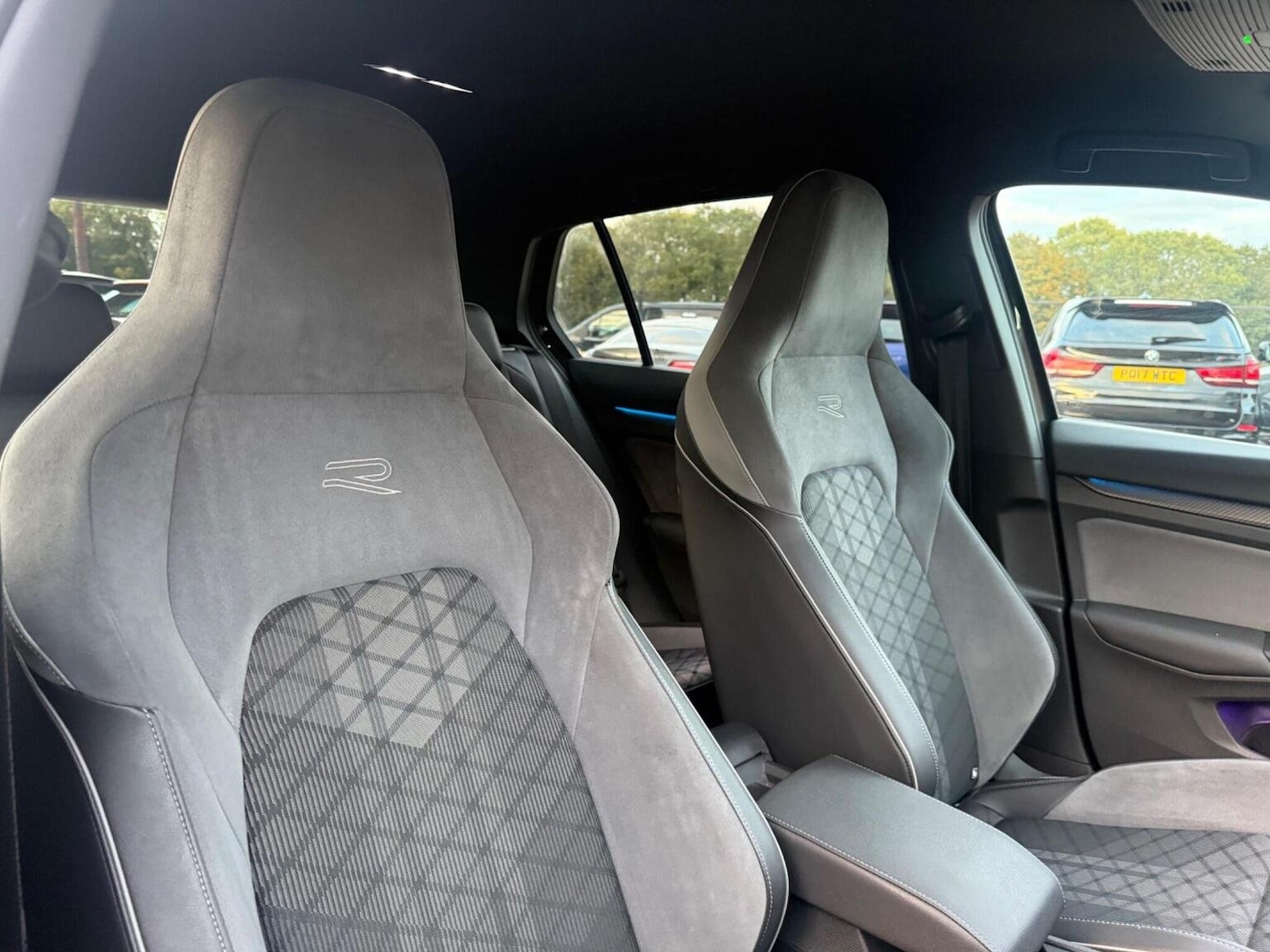 Used Volkswagen Golf 2020 for sale - 76670861: Photo 31