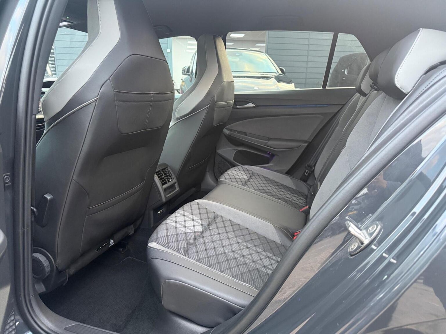 Used Volkswagen Golf 2020 for sale - 76670861: Photo 34