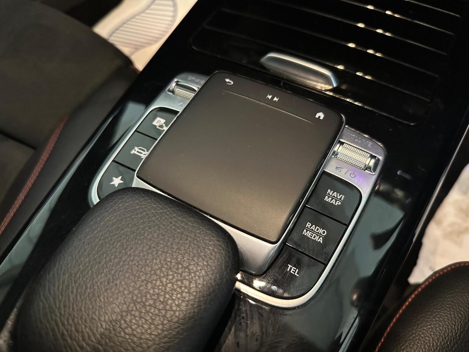 Used Mercedes-Benz A-Class 2018 for sale - 77438369: Photo 26