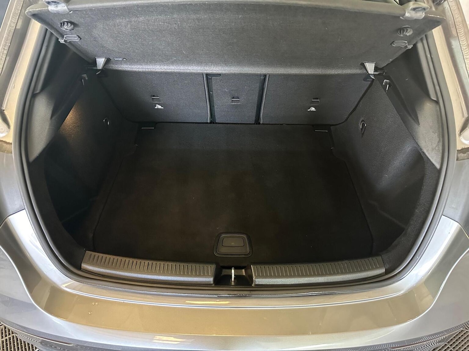 Used Mercedes-Benz A-Class 2018 for sale - 77438369: Photo 34