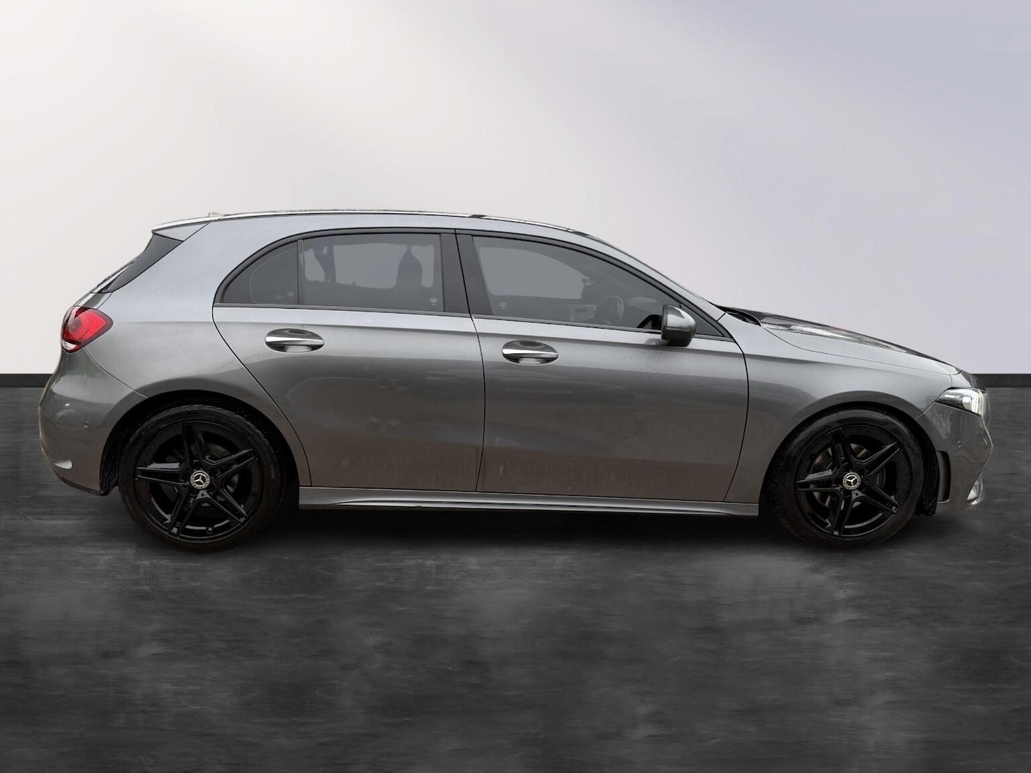 Used Mercedes-Benz A-Class 2018 for sale - 77438369: Photo 9