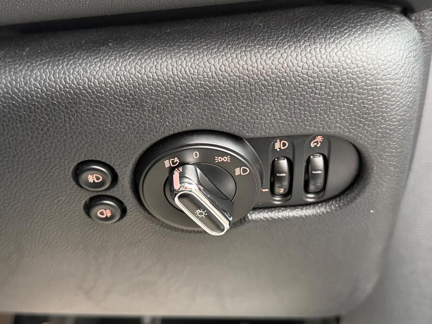 Used MINI Hatch 2016 for sale - 77251273: Photo 23