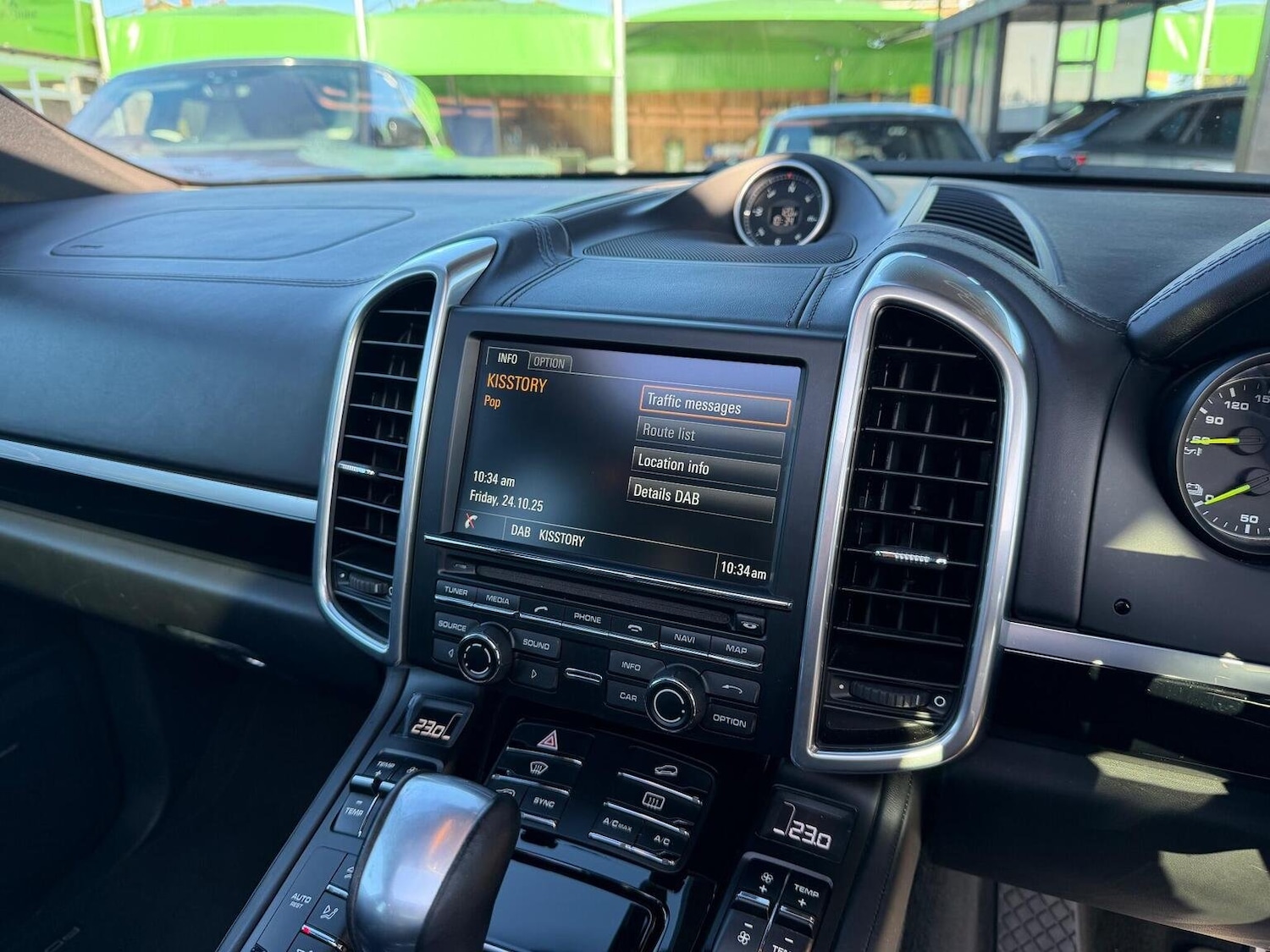 Used Porsche Cayenne 2016 for sale - 76670845: Photo 27