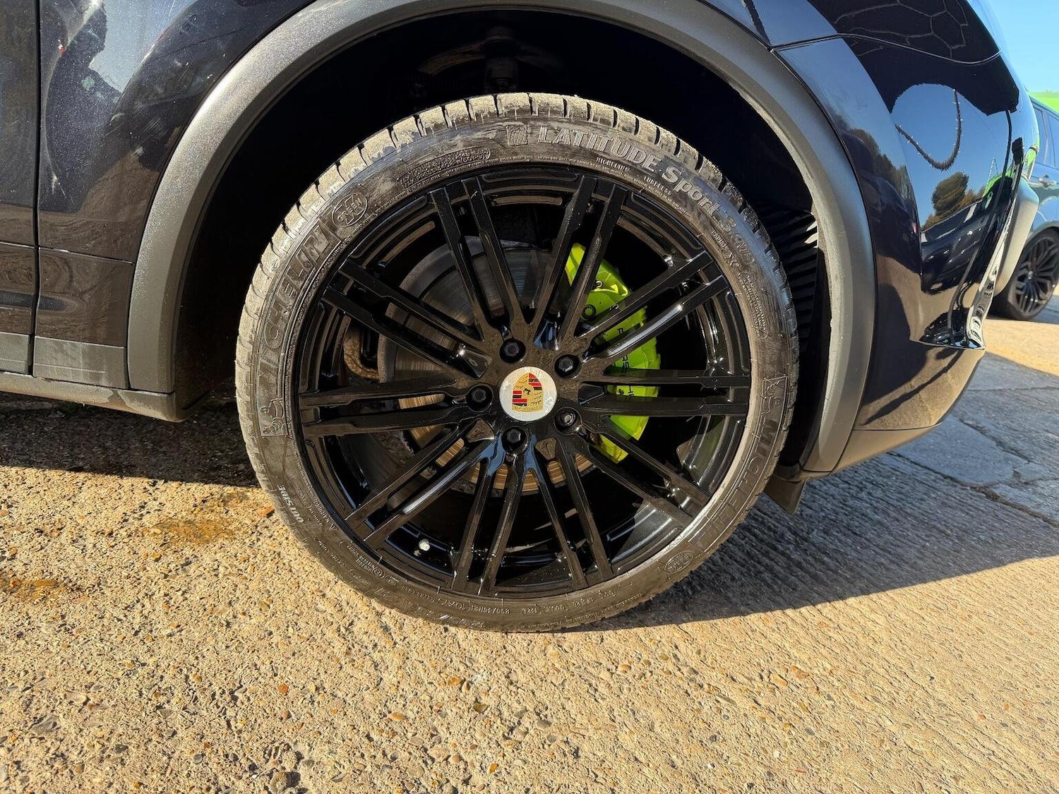 Used Porsche Cayenne 2016 for sale - 76670845: Photo 47