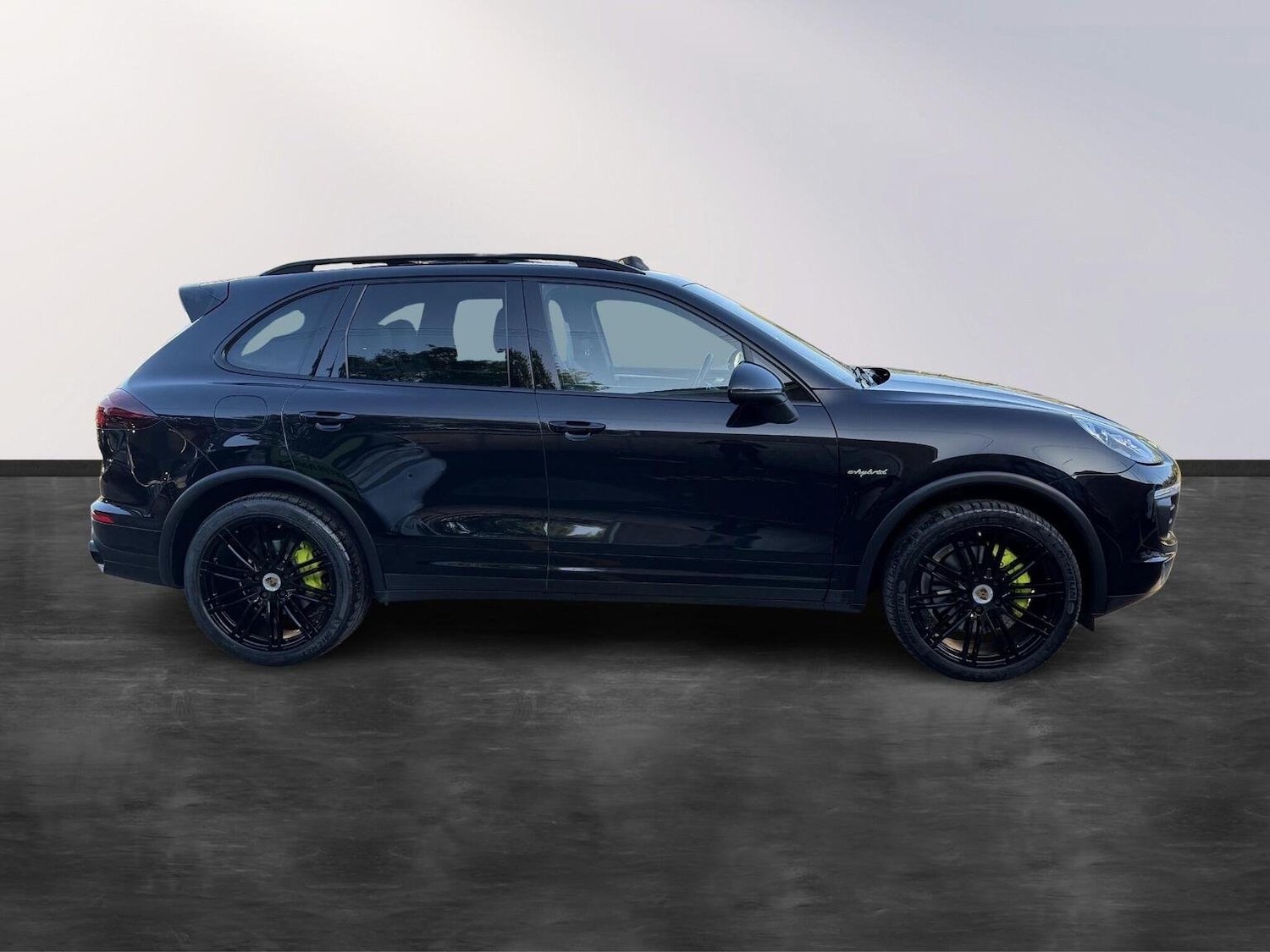 Used Porsche Cayenne 2016 for sale - 76670845: Photo 9