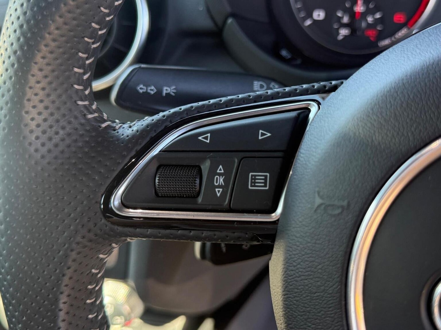 Used Audi A1 2015 for sale - 76670846: Photo 16