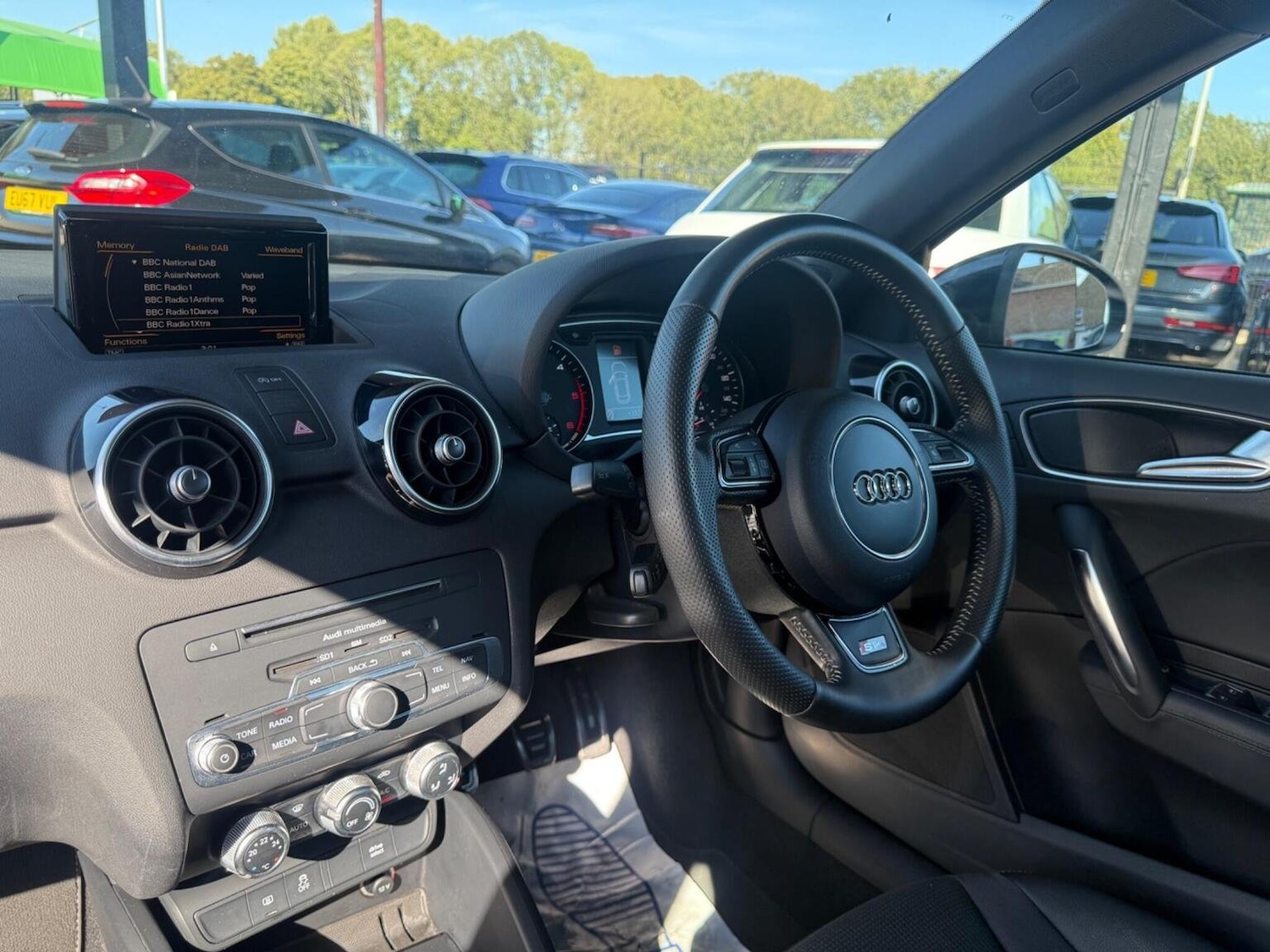 Used Audi A1 2015 for sale - 76670846: Photo 26