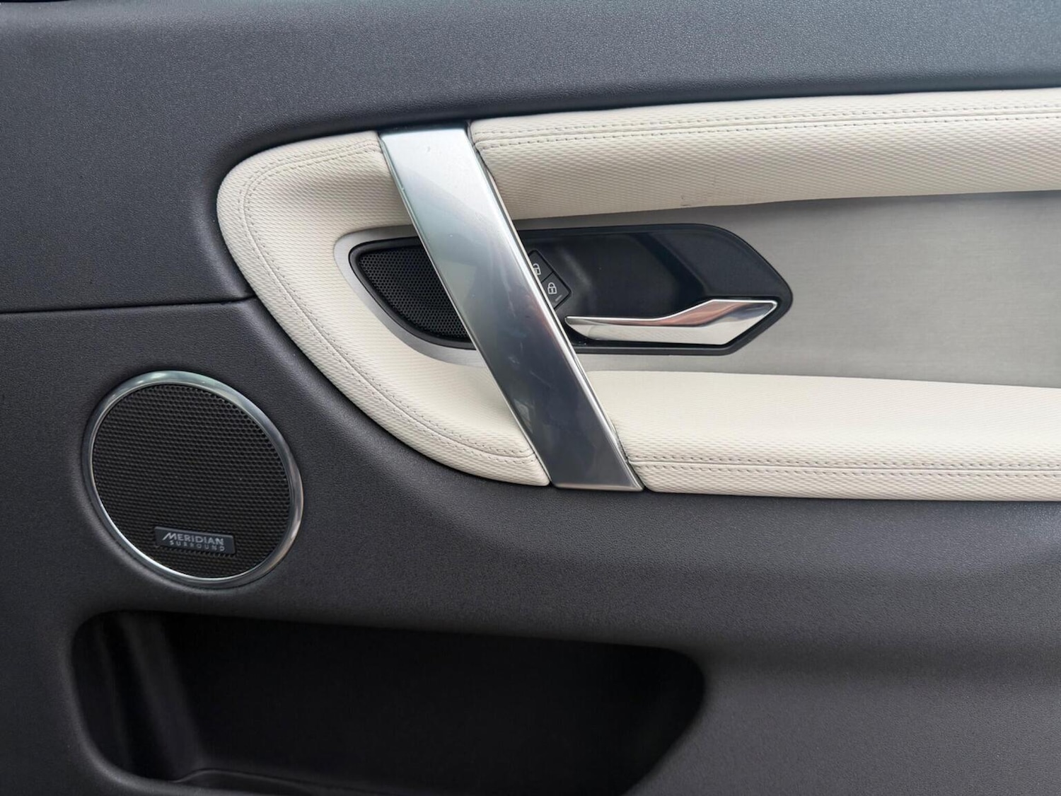 Used Land Rover Discovery Sport 2022 for sale - 77694349: Photo 28